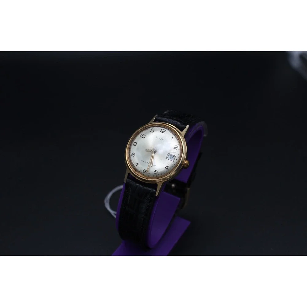 Vintage Timex Manual Wind Date Gold Tone 34mm Dress Watch Runs